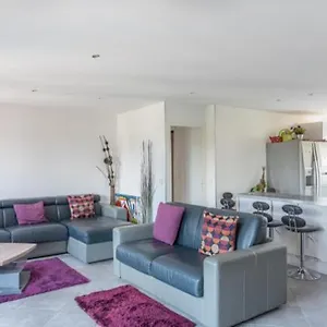 https://residence-groupama-lyon.hotels-rhonealpes.com